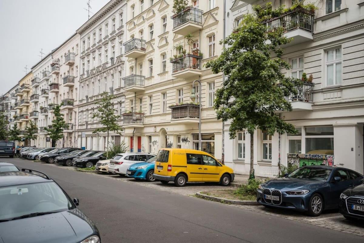 Spacious 3Br Plus Ac Self Check-In Street Parking Berlim Exterior foto